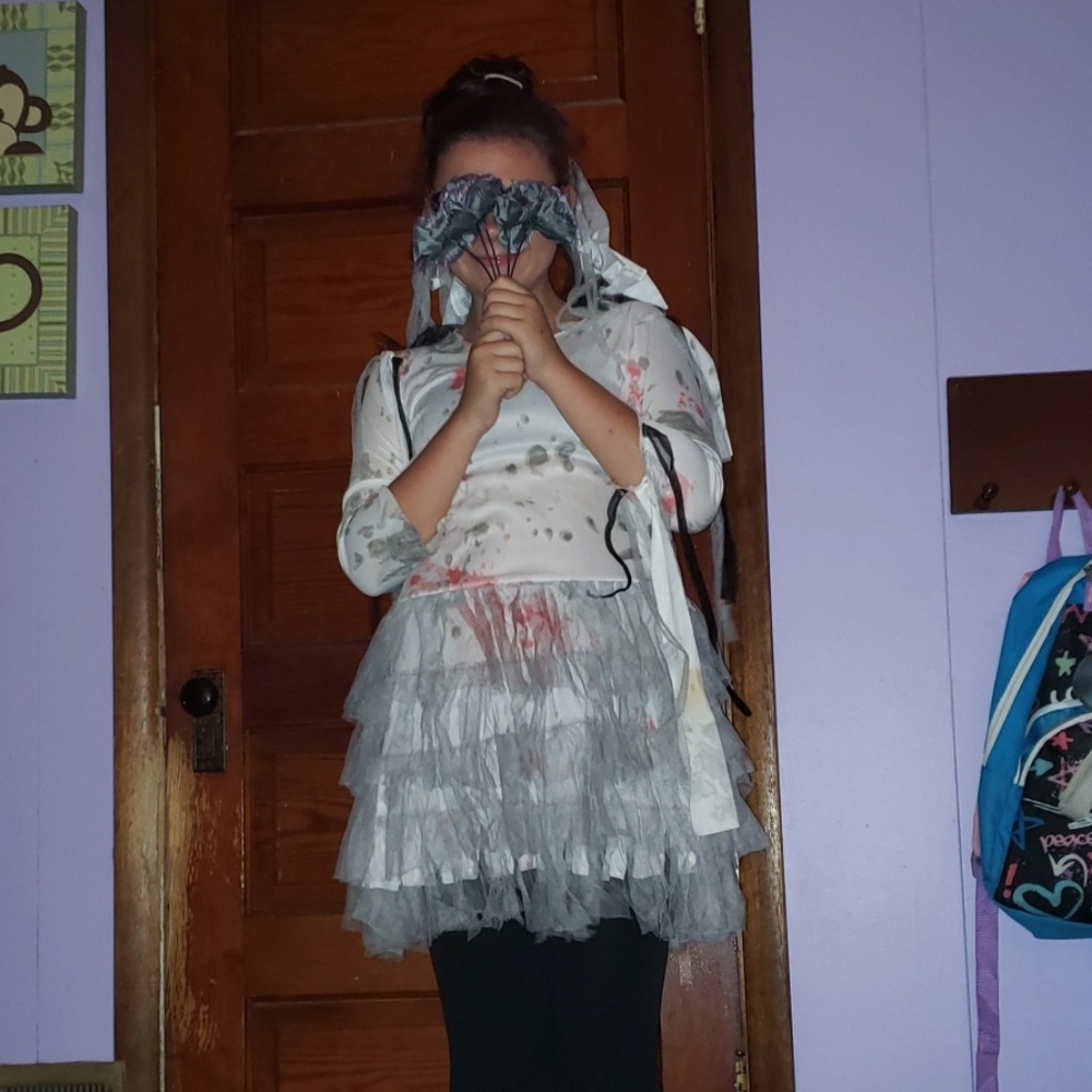 Zombie bride costume